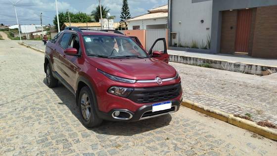 FIAT TORO 2.0 16V TURBO DIESEL FREEDOM 4WD AT9
